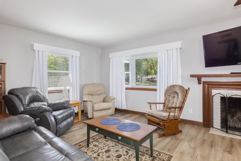 Tiny photo for 3 Manor Drive, Pontiac, IL 61764 (MLS # 12680061)