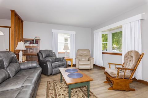 Tiny photo for 3 Manor Drive, Pontiac, IL 61764 (MLS # 12680061)