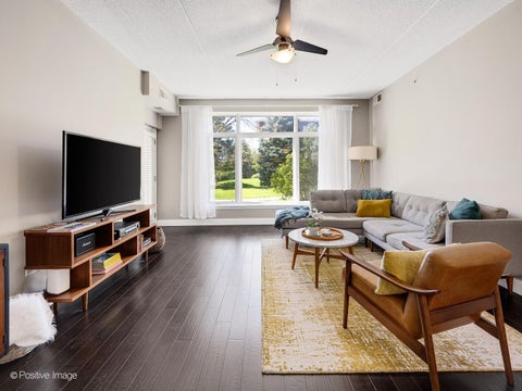 Tiny photo for 855 E 22nd Street #102, Lombard, IL 60148 (MLS # 12770808)