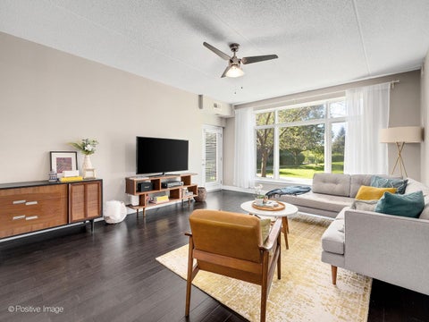 Tiny photo for 855 E 22nd Street #102, Lombard, IL 60148 (MLS # 12770808)