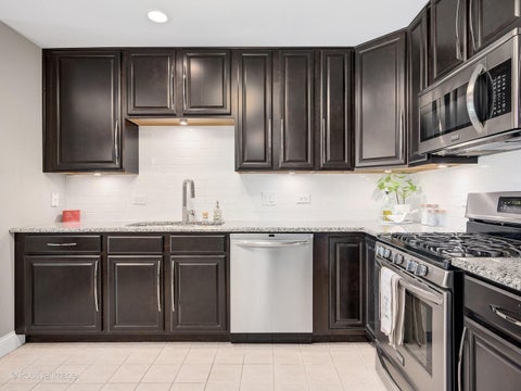 Tiny photo for 855 E 22nd Street #102, Lombard, IL 60148 (MLS # 12770808)