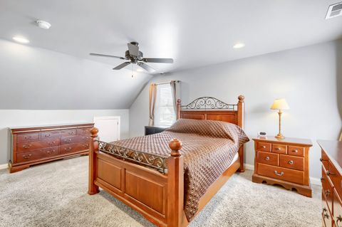 Tiny photo for 513 N Howard Avenue, Elmhurst, IL 60126 (MLS # 12630185)