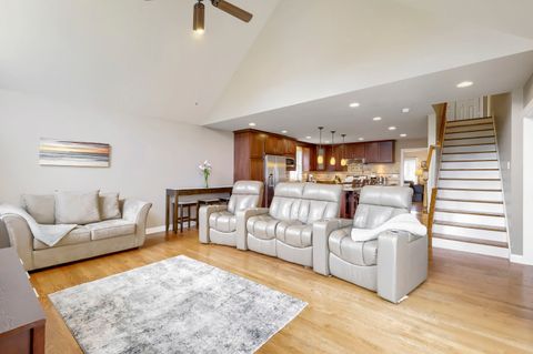 Tiny photo for 513 N Howard Avenue, Elmhurst, IL 60126 (MLS # 12630185)