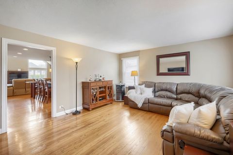 Tiny photo for 513 N Howard Avenue, Elmhurst, IL 60126 (MLS # 12630185)
