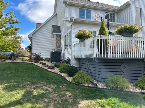 Tiny photo for 2006 Woodbine Road, Bloomington, IL 61704 (MLS # 12474472)