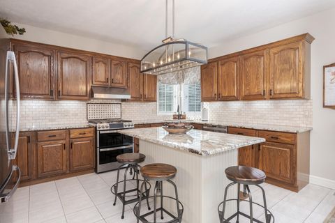 Tiny photo for 2006 Woodbine Road, Bloomington, IL 61704 (MLS # 12474472)