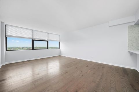 Tiny photo for 7234 W North Avenue #1806, Elmwood Park, IL 60707 (MLS # 12672740)