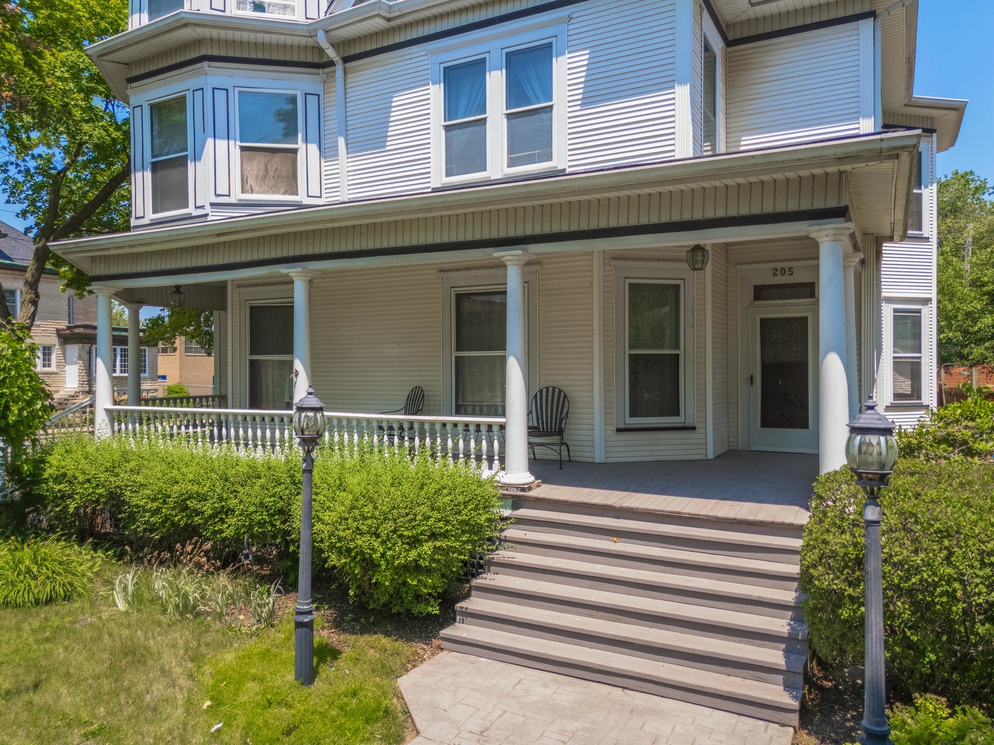 205 E Howard Street