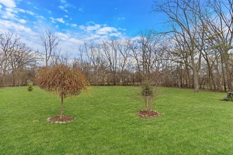 Tiny photo for 180 Crescent Knoll Drive, Green Oaks, IL 60048 (MLS # 12643226)