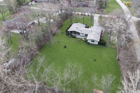 Tiny photo for 180 Crescent Knoll Drive, Green Oaks, IL 60048 (MLS # 12643226)
