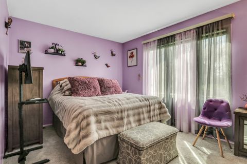 Tiny photo for 180 Crescent Knoll Drive, Green Oaks, IL 60048 (MLS # 12643226)