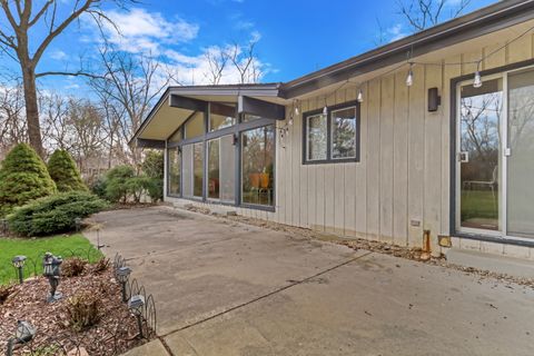 Tiny photo for 180 Crescent Knoll Drive, Green Oaks, IL 60048 (MLS # 12643226)