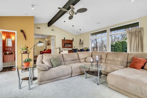 Tiny photo for 180 Crescent Knoll Drive, Green Oaks, IL 60048 (MLS # 12643226)