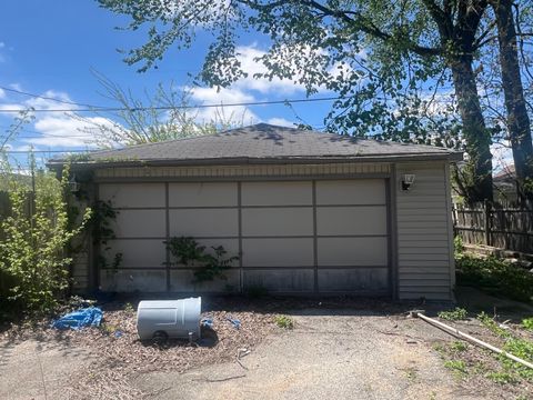 Tiny photo for 630 S 18th Avenue, Maywood, IL 60153 (MLS # 12638151)