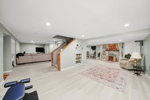 Tiny photo for 18 Newgate Avenue, Naperville, IL 60565 (MLS # 12549631)