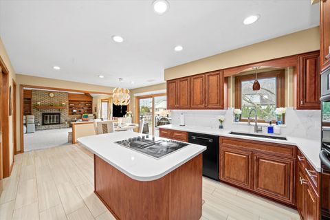 Tiny photo for 18 Newgate Avenue, Naperville, IL 60565 (MLS # 12549631)