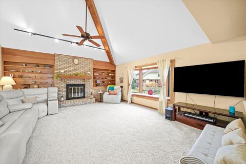 Tiny photo for 18 Newgate Avenue, Naperville, IL 60565 (MLS # 12549631)