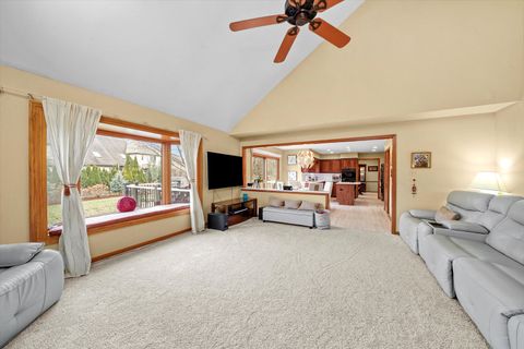 Tiny photo for 18 Newgate Avenue, Naperville, IL 60565 (MLS # 12549631)