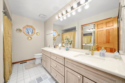 Tiny photo for 18 Newgate Avenue, Naperville, IL 60565 (MLS # 12549631)