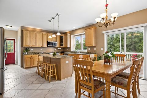 Tiny photo for 8 Orchid Court, Streamwood, IL 60107 (MLS # 12697912)