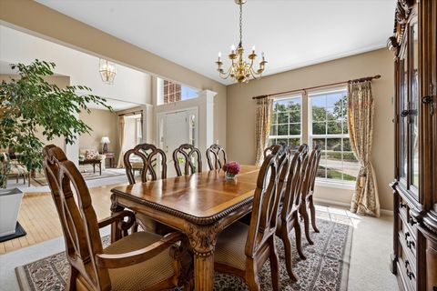 Tiny photo for 8 Orchid Court, Streamwood, IL 60107 (MLS # 12697912)