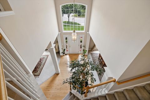 Tiny photo for 8 Orchid Court, Streamwood, IL 60107 (MLS # 12697912)