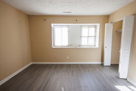 Tiny photo for 1119 S Curtis Avenue #E51, Kankakee, IL 60901 (MLS # 12554293)