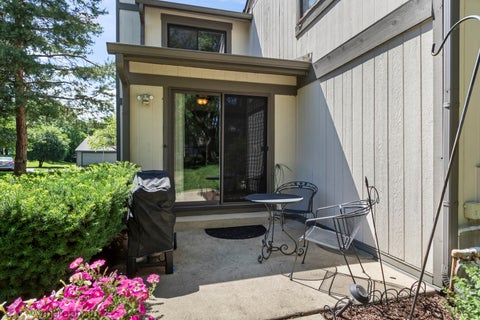 Tiny photo for 2634 Smith Street, Rolling Meadows, IL 60008 (MLS # 12674416)