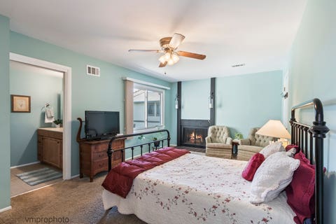 Tiny photo for 2634 Smith Street, Rolling Meadows, IL 60008 (MLS # 12674416)