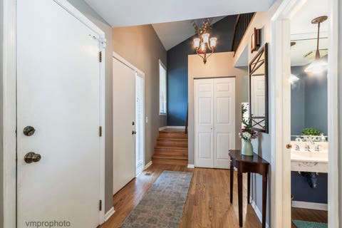 Tiny photo for 2634 Smith Street, Rolling Meadows, IL 60008 (MLS # 12674416)