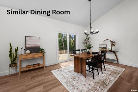 Tiny photo for 4718 WILLOW Circle, Davenport, IA 52806 (MLS # QC4269996)