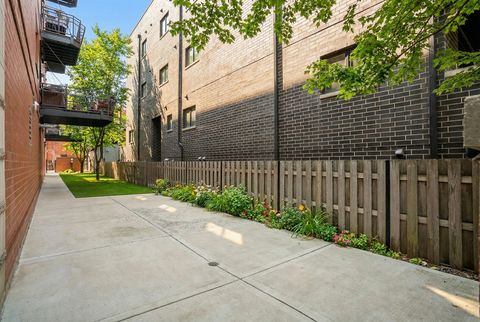 Tiny photo for 4950 N Western Avenue #3K, Chicago, IL 60625 (MLS # 12562297)