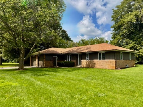 Tiny photo for 1106 E PEARL Drive, Mahomet, IL 61853 (MLS # 12624411)