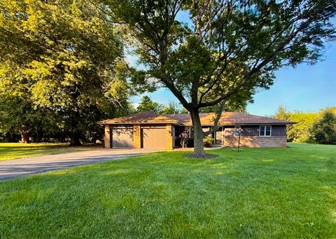 Tiny photo for 1106 E PEARL Drive, Mahomet, IL 61853 (MLS # 12624411)