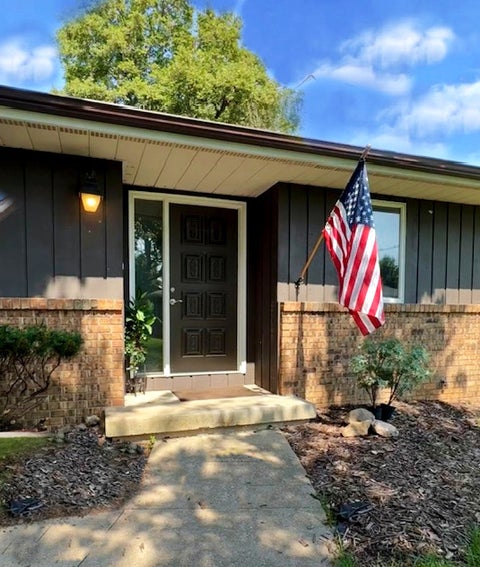 Tiny photo for 1106 E PEARL Drive, Mahomet, IL 61853 (MLS # 12624411)