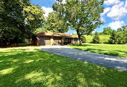 Photo of 1106 E PEARL Drive, Mahomet, IL 61853 (MLS # 12624411)