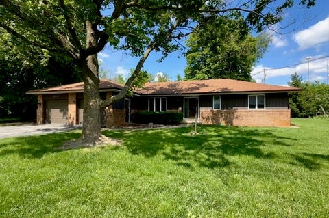 Tiny photo for 1106 E PEARL Drive, Mahomet, IL 61853 (MLS # 12624411)