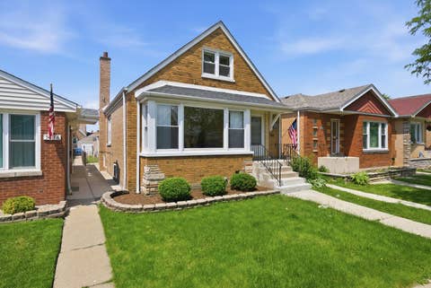 Tiny photo for 5134 S Laporte Avenue, Chicago, IL 60638 (MLS # 12725848)