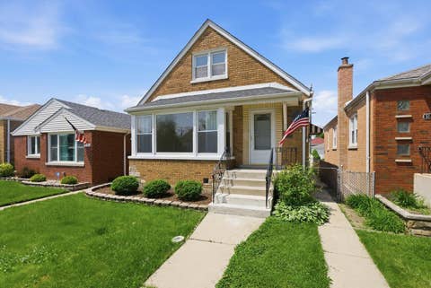 Tiny photo for 5134 S Laporte Avenue, Chicago, IL 60638 (MLS # 12725848)