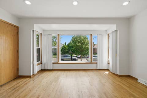 Tiny photo for 5134 S Laporte Avenue, Chicago, IL 60638 (MLS # 12725848)