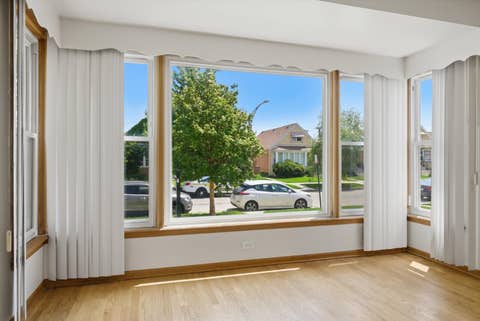 Tiny photo for 5134 S Laporte Avenue, Chicago, IL 60638 (MLS # 12725848)