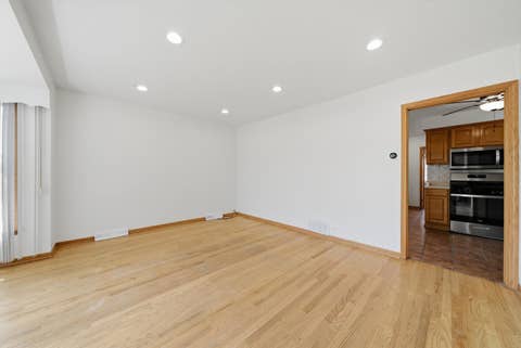 Tiny photo for 5134 S Laporte Avenue, Chicago, IL 60638 (MLS # 12725848)