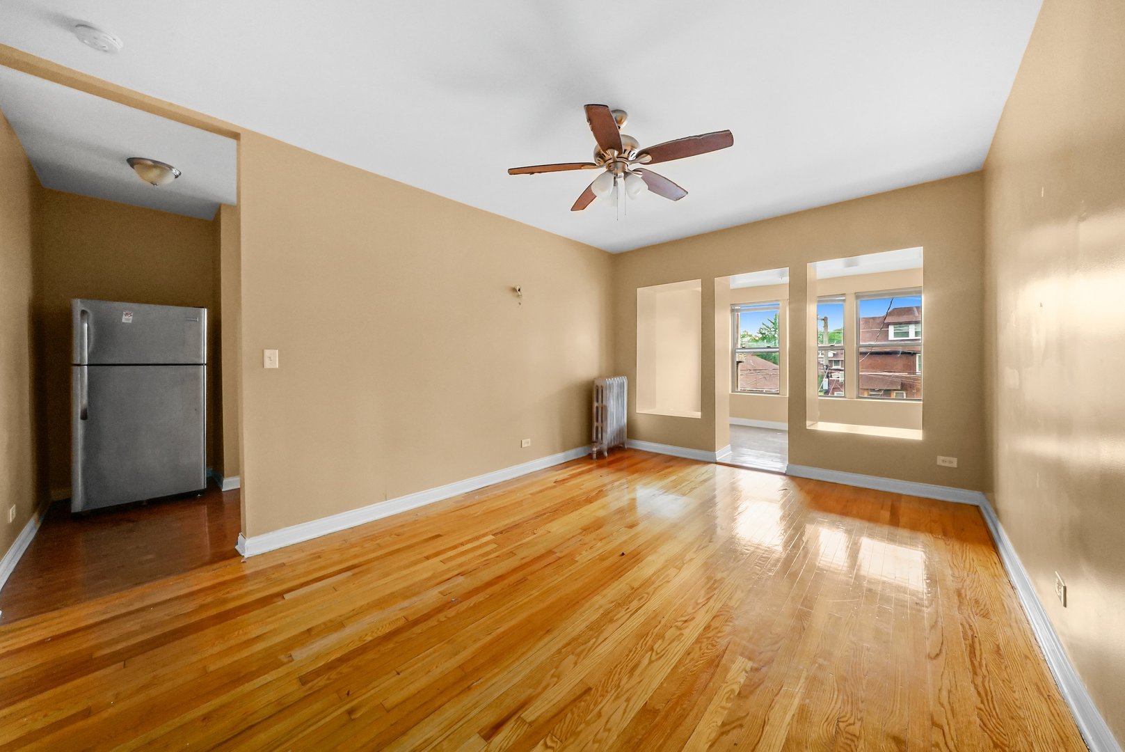 7220 S Yates Boulevard