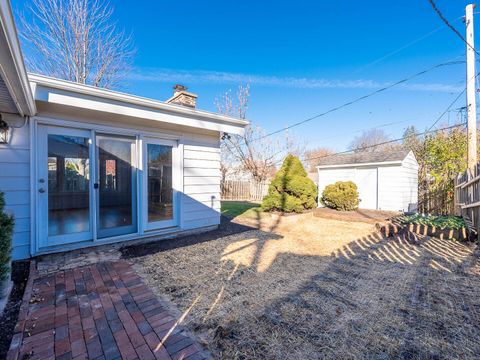 Tiny photo for 724 Surrey Drive, Streamwood, IL 60107 (MLS # 12519180)