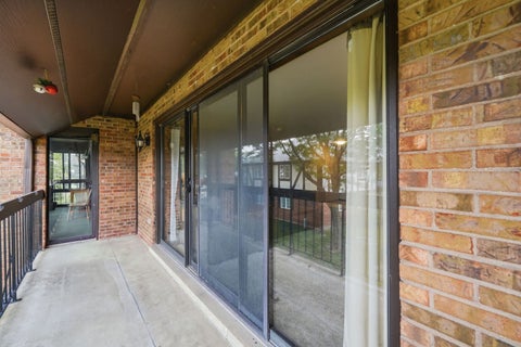 Tiny photo for 6157 Willowhill Road #D, Willowbrook, IL 60527 (MLS # 12763836)