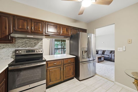 Tiny photo for 6157 Willowhill Road #D, Willowbrook, IL 60527 (MLS # 12763836)