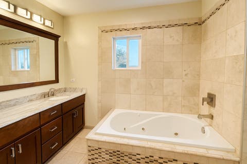 Tiny photo for 406 Juniper Drive, North Aurora, IL 60542 (MLS # 12736585)