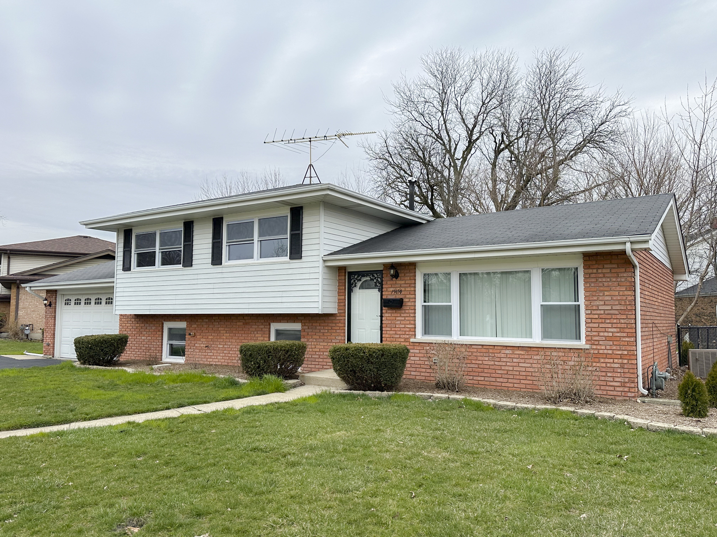 View South Holland, IL 60473 house