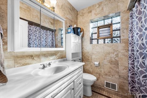 Tiny photo for 3118 N 76th Court, Elmwood Park, IL 60707 (MLS # 12506165)