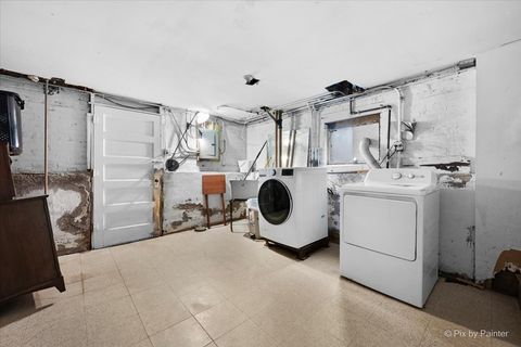 Tiny photo for 3118 N 76th Court, Elmwood Park, IL 60707 (MLS # 12506165)